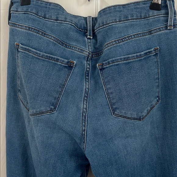 Old Navy Kicker Boot Cut 10 - Picture 3 of 4